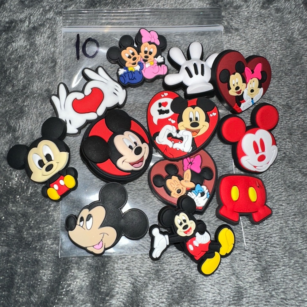 12 pice set of Micky and mini croc charms NEW